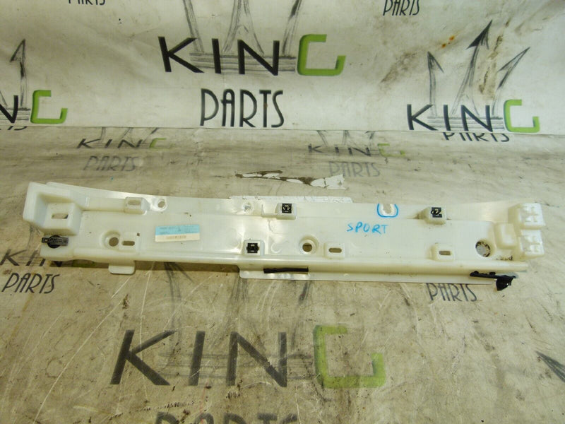 RANGE ROVER SPORT 13-17 LEFT SKIRT HOLDING BRACKET GENUINE CPLA107B01AG