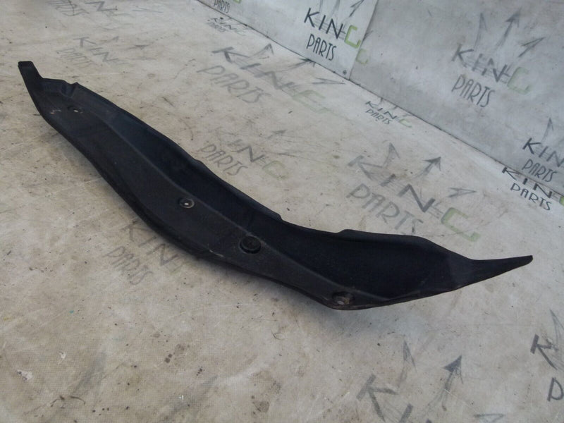 MERCEDES C W205 2014-18 FRONT RIGHT FENDER GAP COVER GENUINE A2058890025