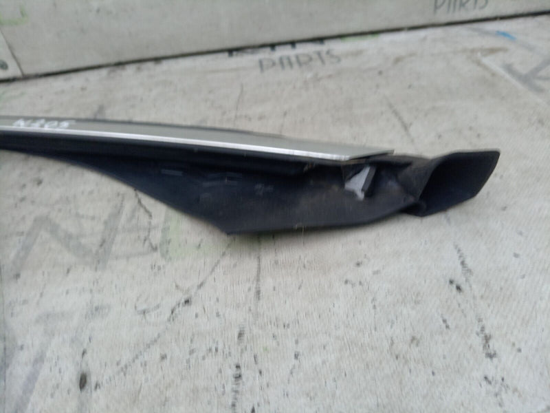 MERCEDES W205 C CLASS 14-21 FRONT RIGHT WINDOW TRIM GUIDE RAIL A2057250225 #