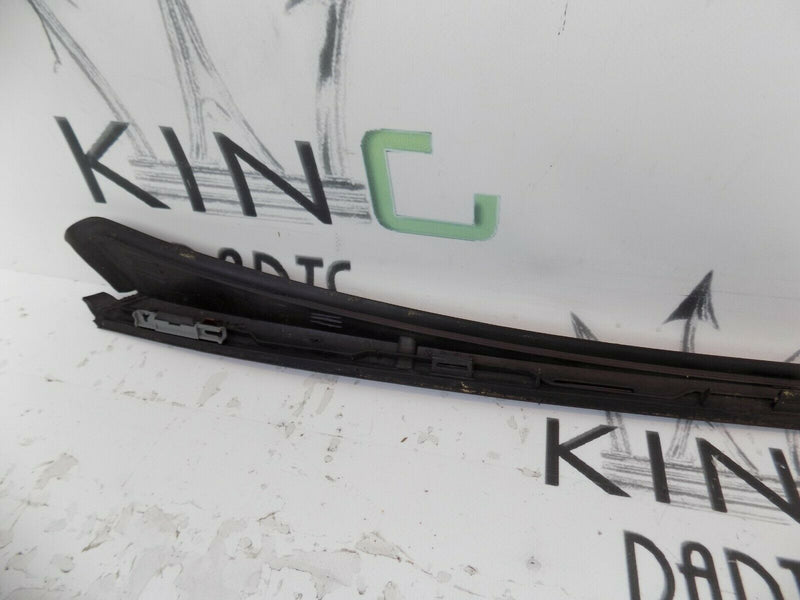 PEUGEOT 3008 2008-2016 FRONT RIGHT WINDSHIELD TRIM MOULDING 9682757880 *N