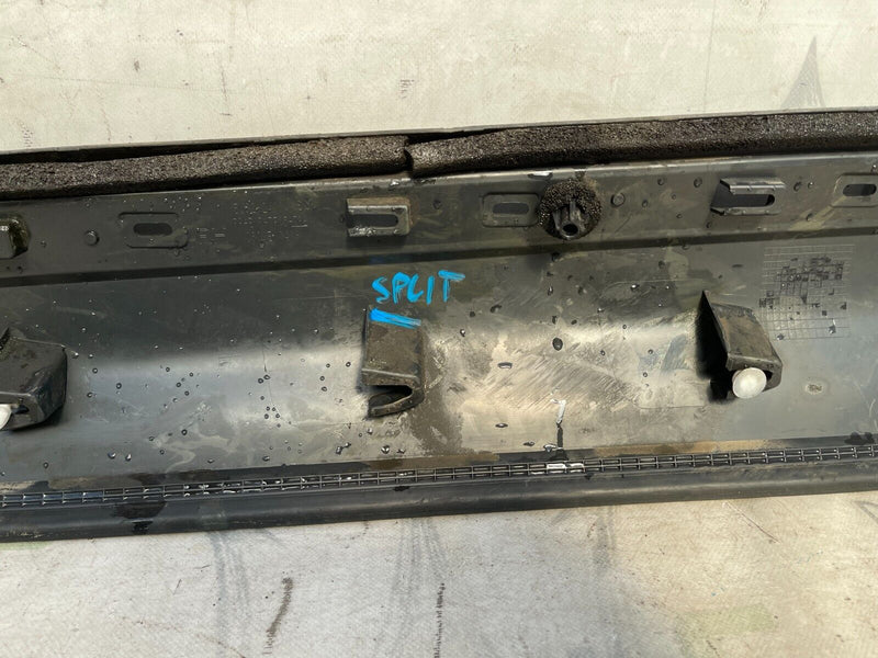RANGE ROVER EVOQUE L538 11-18 FRONT RIGHT DOOR LOWER MOULDING BJ3221064BJ