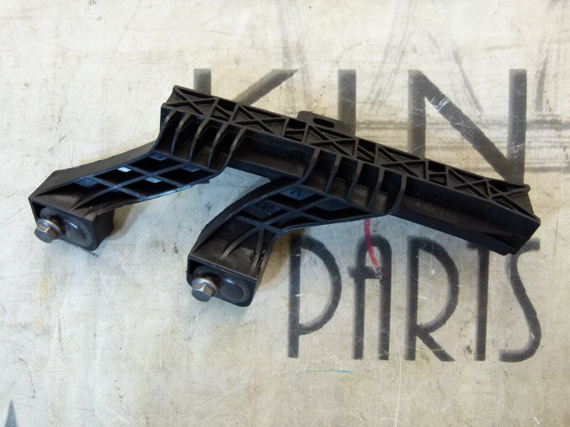 PEUGEOT 308 SW ESTATE 2017-21 FRONT LEFT DOOR GLASS GUIDE 9802148080