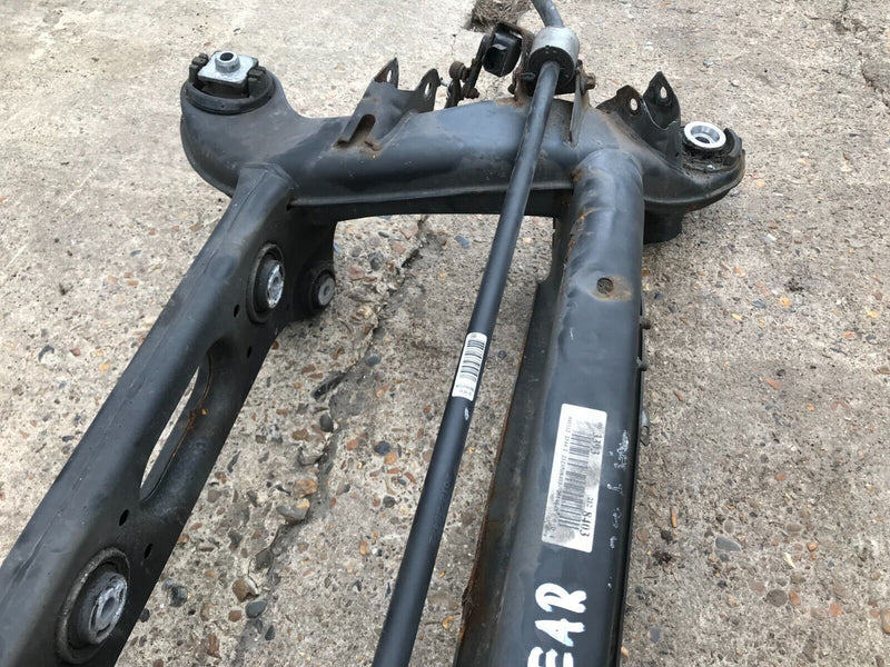 MERCEDES W212 2009-16 SUBFRAME REAR AXLE CARRIER & ANTI ROLL BAR A2123508403