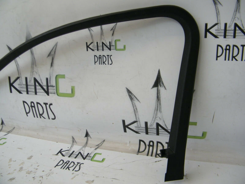 AUDI A3 (8V) 2012-2016 S-LINE 5DR FRONT RIGHT SIDE DOOR WINDOW FRAME INNER TRIM