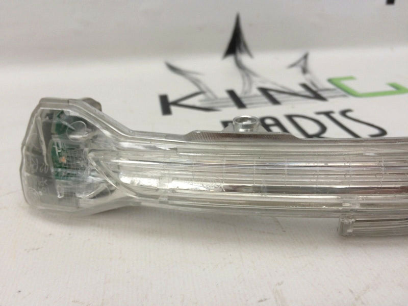 VW GOLF SPORTSVAN SV 2014-16 LED WING MIRROR INDICATOR TURN RIGHT SIDE 5G0949102