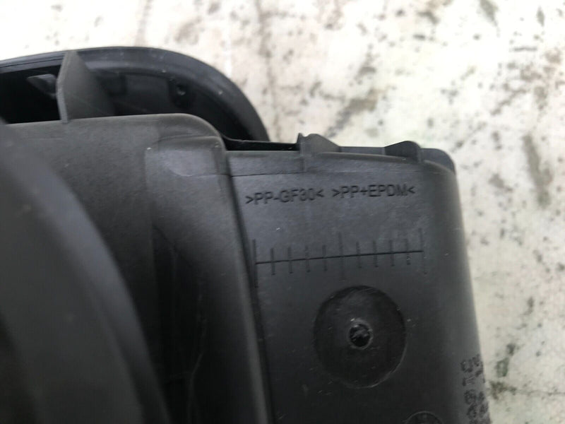 BMW 5 SERIES F10 COVER FUEL FILLER POT CARRIER CAP 2009-2017 7204365