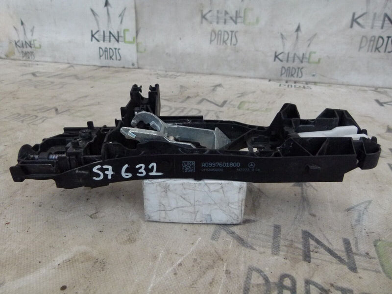 MERCEDES C W205 2014-2018 REAR RIGHT EXTERIOR HANDLE GENUINE A0997601800