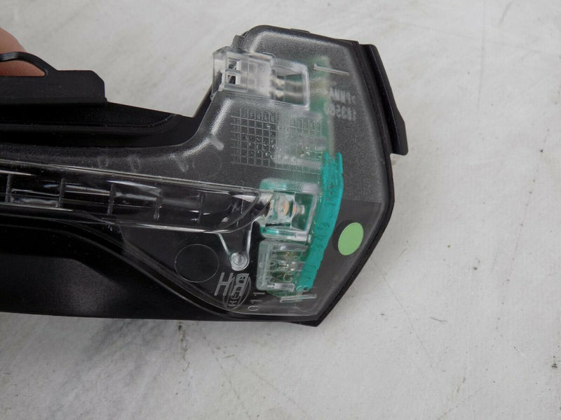 AUDI A3 S3 8V 2016-18 NEW MIRROR LED TURN INDICATOR RIGHT SIDE O/S 8V0949102A