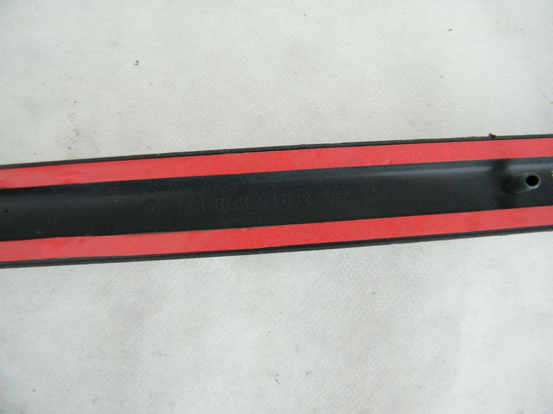 VW GOLF 2002-2005 (2-doors model) RIGHT SIDE DOOR MOULDING 1J3853516B GRU (VW41)
