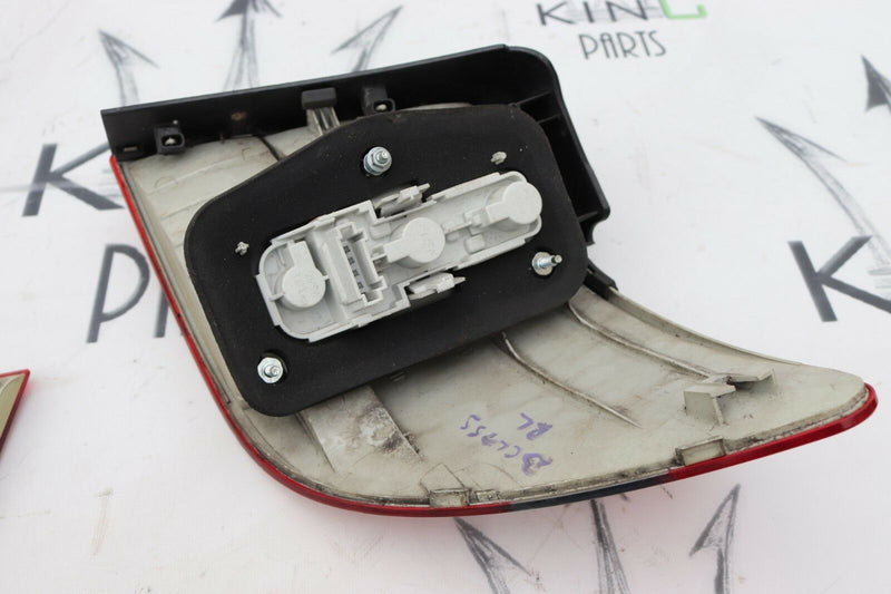 MB B CLASS W245 2006-2011 REAR LEFT LIGHT LAMPS SET A1698202364 A1698201564