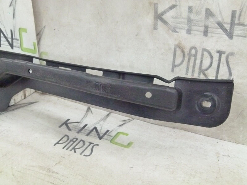FORD FIESTA MK7 2008-11 REAR BUMPER CENTER BRACKET HOLDER 8A6117B861