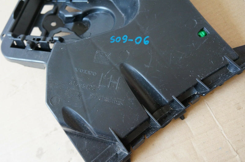 VOLVO V40 2012-2016 4-door N/SR left rear Bumper Slider Bracket 31395103 (V030)