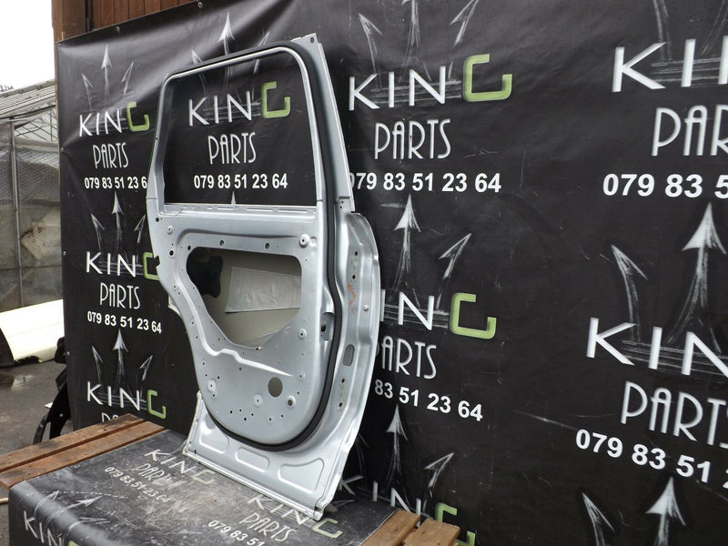 Land Rover Range Rover Vogue L405 2013-On Rear Left Passenger Door in Silver