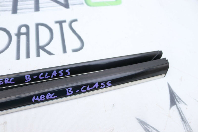MB B CLASS W245 2006-2011 SET REAR QUARTER GLASS MOULDING TRIM A1696730583