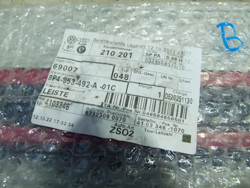 AUDI A3 LCI 8PA 2008-13 FRONT RIGHT OUTER SILL TRIM GENUINE 8P4853492