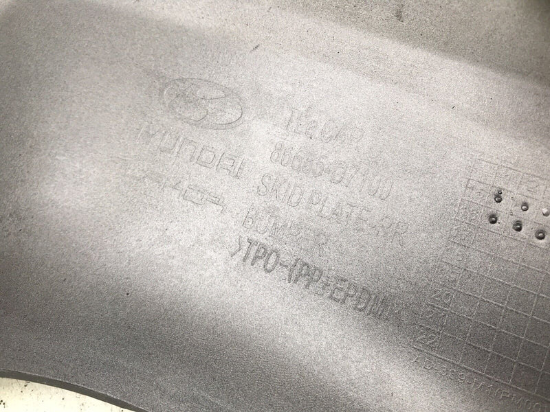 HYUNDAI TUCSON TL Premium SE 15-18 REAR BUMPER DIFFUSER VALANCE 86665-D7100
