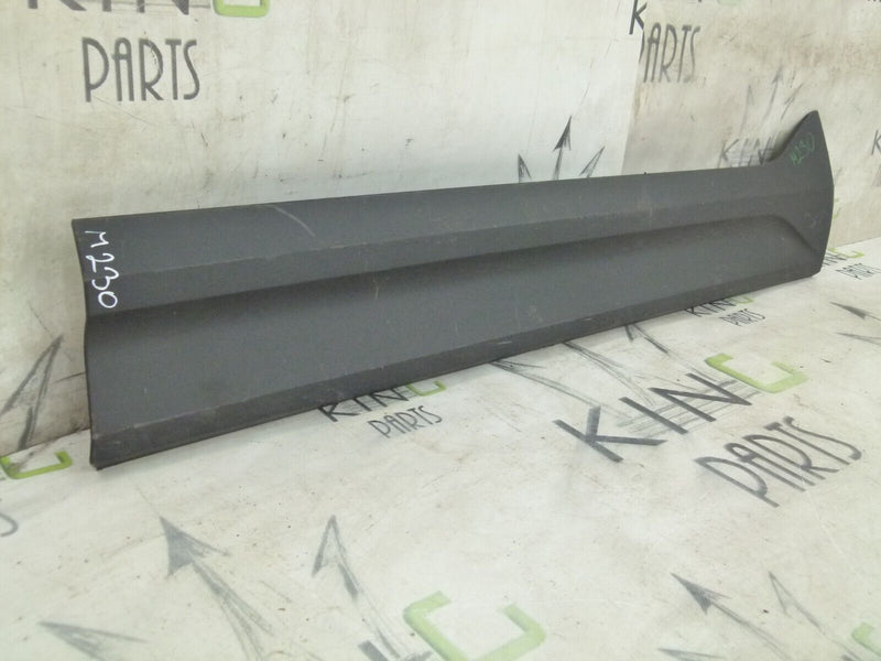 VOLVO XC40 FRONT DOOR DRIVER SIDE TRIM MOULDING PANEL 31448317