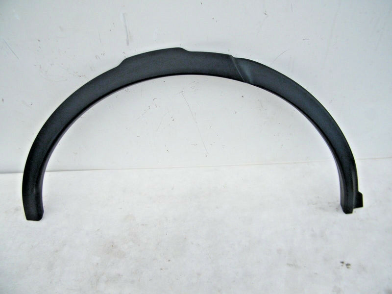 Land Rover Discovery 2015-2016 Sport Fender Rear Right Wing Molding C8C9E (W27)