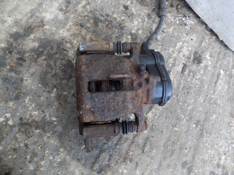 AUDI A4 B8 8K 1.8 TFSI 2008-16 ELECTRIC REAR RIGHT BRAKE CALIPER DRIVER SIDE