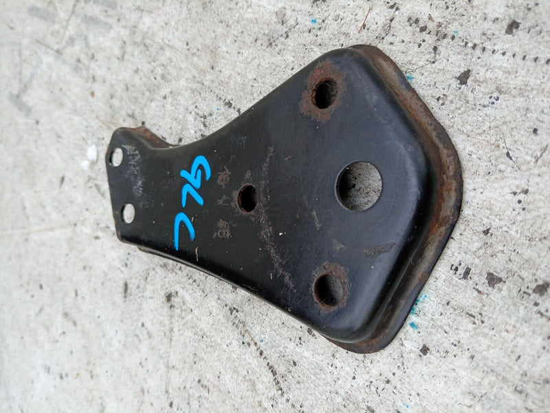 MERCEDES GLC X253 2.0 PETROL REAR SUBFRAME RIGHT SIDE MOUNT BRACKET STOP PLATE