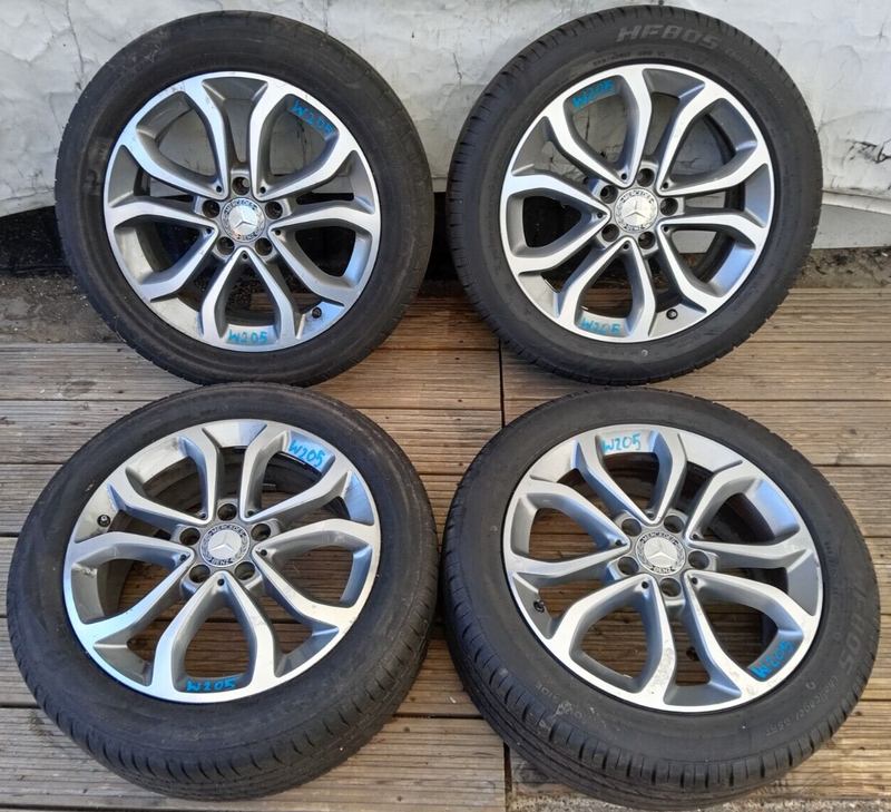 MERCEDES W205 SET OF 17" ALLOY WHEELS WITH TYRES 225/50/17 7J ET42 A2054010200