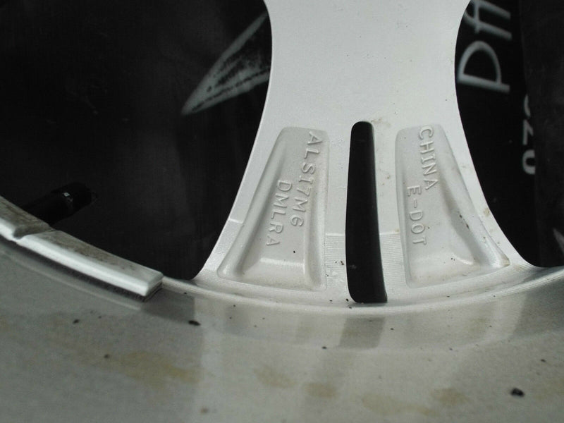 Ford Focus Genuine 16" Alloy CM5C Genuine 7Jx16H2X50 Wheel 215/55R16 Tyre 01