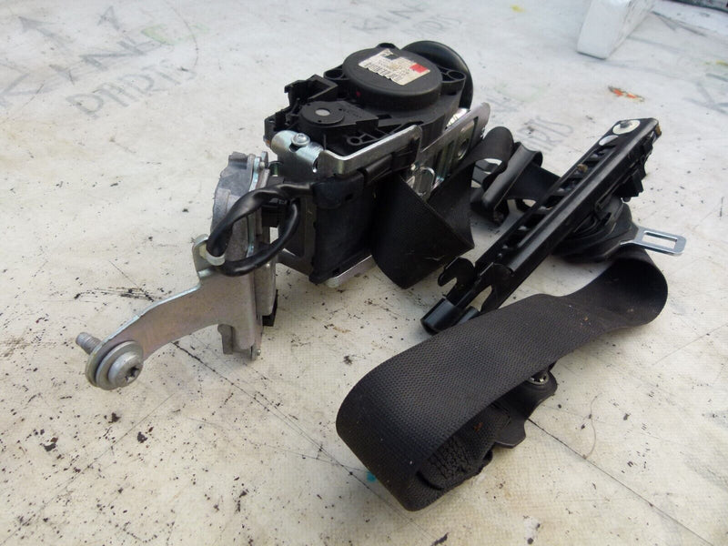 MERCEDES C W204 2007-2011 FRONT LEFT SIDE SEAT BELT GENUINE A616426600