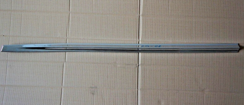 NISSAN JUKE FRONT RIGHT CHROME SIDE PROTECTION TRIM MOULDING 10144138 (S14-08)