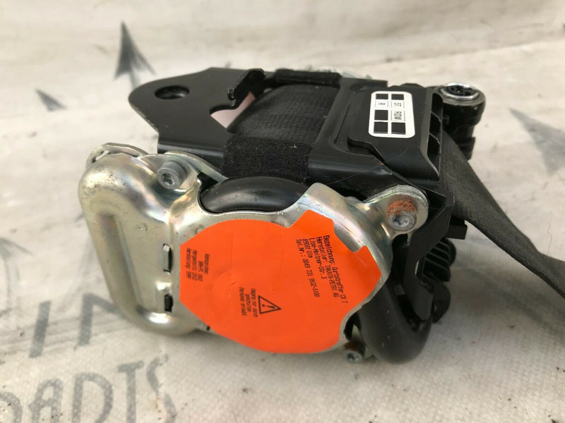 AUDI A3 8V 2013-19 ELECTRIC FRONT SEATBELT RIGHT DRIVER SIDE O/S 8V5857706E