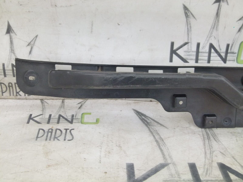 FORD FIESTA MK7 2008-11 REAR BUMPER CENTER BRACKET HOLDER 8A6117B861