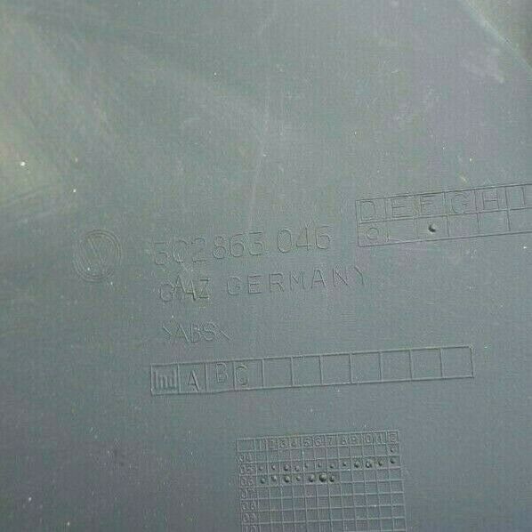 VW PASSAT B6 3C 2005-2010 DRIVER RIGHT SIDE CENTER CONSOLE LOWER PANEL 3C2863046