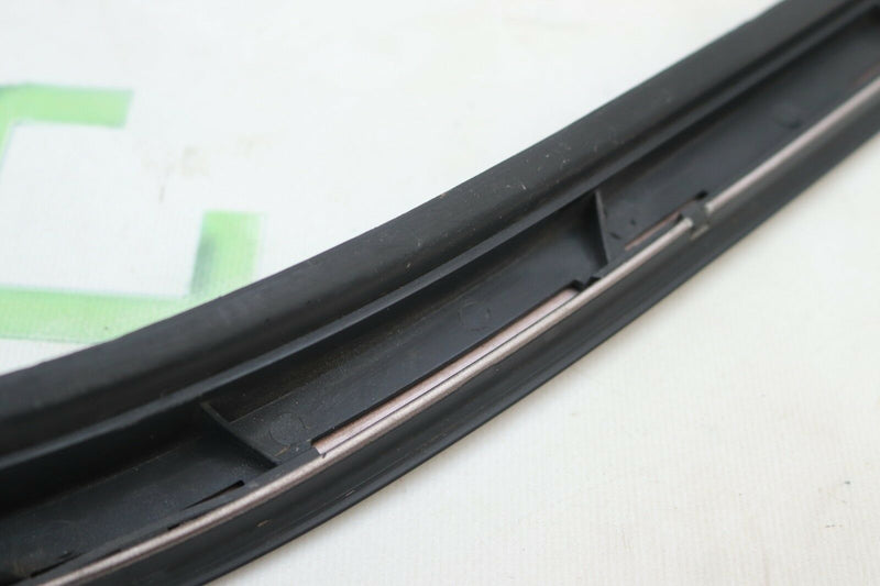 MERCEDES E CLASS A207 2009-2017 CONVERTIBLE WINDSCREEN RIGHT SIDE PILLAR TRIM