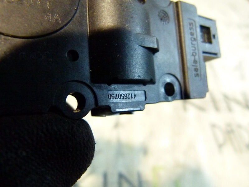 AUDI A4 HEATER BLOWER AIR VENT ACTUATOR GENUINE K9749006