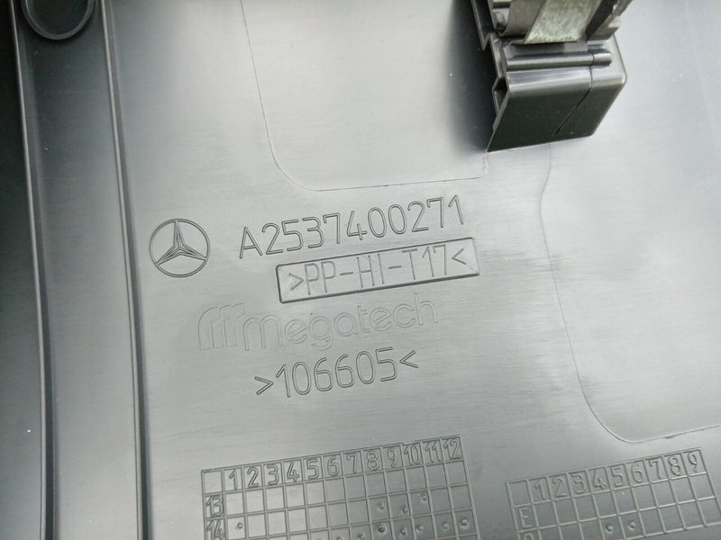 MERCEDES GLC X253 SUV 16-21 TAILGATE RIGHT SIDE TRIM MOULDING PANEL A2537400271