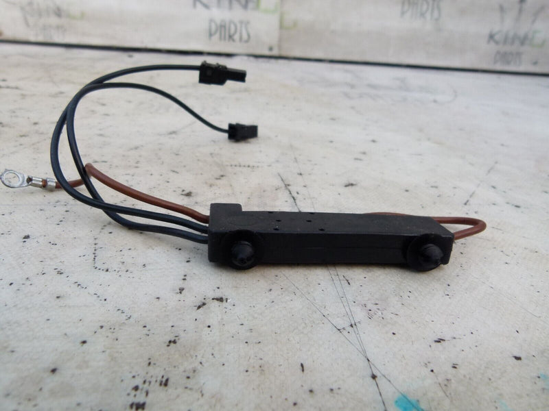 MERCEDES C W204 2007-2011 ANTENNA AMPLIFIER GENUINE A2048708390