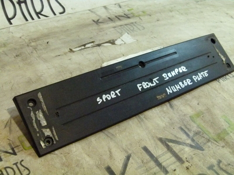 RANGE ROVER SPORT 13-17 FRONT BUMPER LICENCE PLATE HOLDING TRIM DK6213413AA