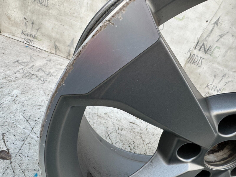 AUDI A4 S4 8W B9 GENUINE ALLOY WHEEL RIM 8,5Jx20H2 ET54,5 / 8W0601025CG