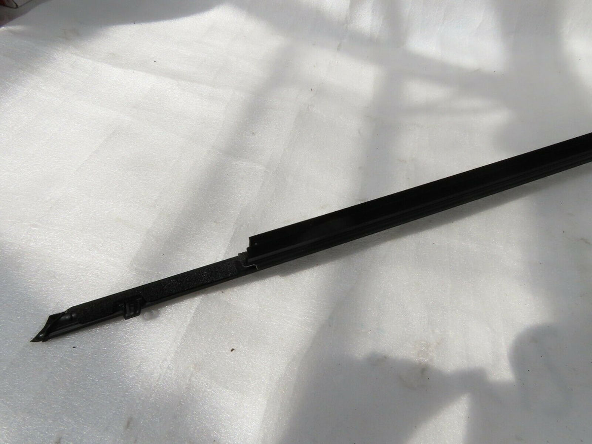 MAZDA CX-5 2017 2018 FRONT RIGHT DOOR WINDOW CHROME TRIM KB7W50640C /B