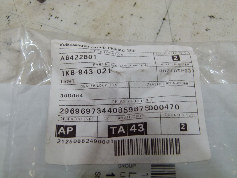 VW GOLF MK6 2008-2012 LICENCE NUMBER PLATE LIGHT GENUINE 1K8943021