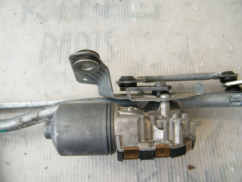 AUDI A6 (C7/4G) 2012-ON FRONT WIPERS MOTOR WITH LINKAGE MECHANISM