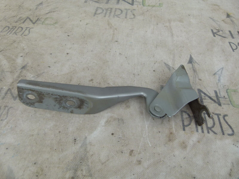 VW UP 2011-2016 RIGHT SIDE BONNET HINGE GENUINE 1S0823302 S81-06