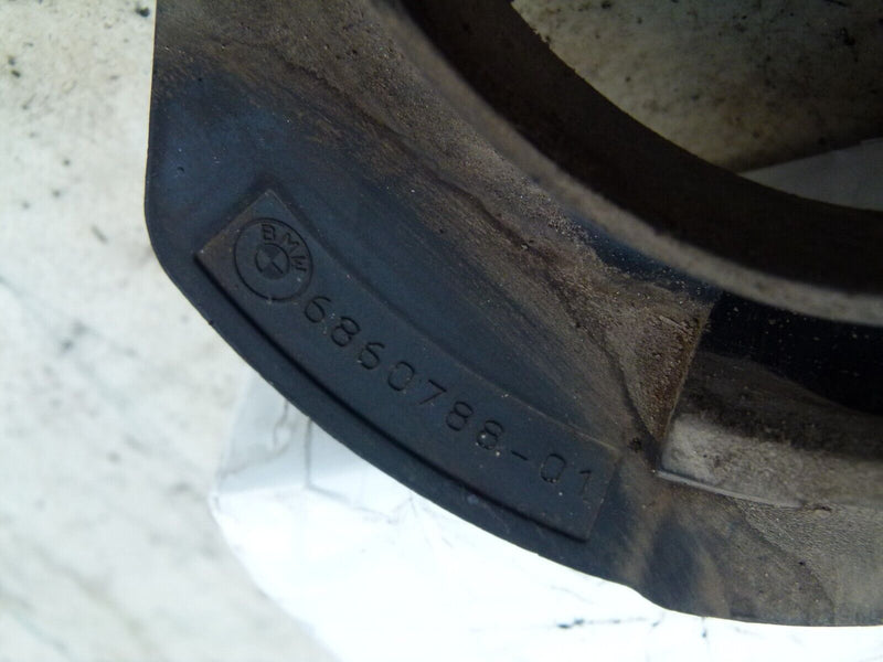 BMW X1 F48 2015-2019 FRONT LOWER SPRING PAD COVER GENUINE 6860788