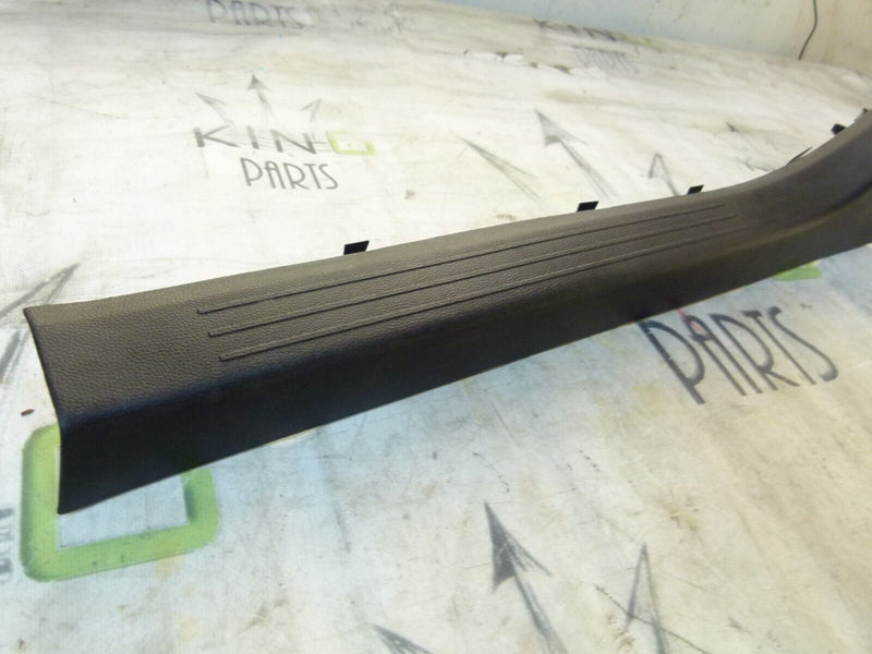 RENAULT CAPTUR 2020-ON RIGHT DRIVER SIDE FOOT STEP TRIM 769515187R