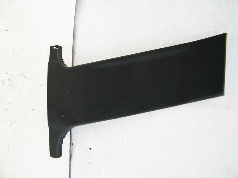 MERCEDES W204 2011-2014 BLACK PANEL BOTTOM COVER TRIM B PILLAR LEFT SIDE N/S