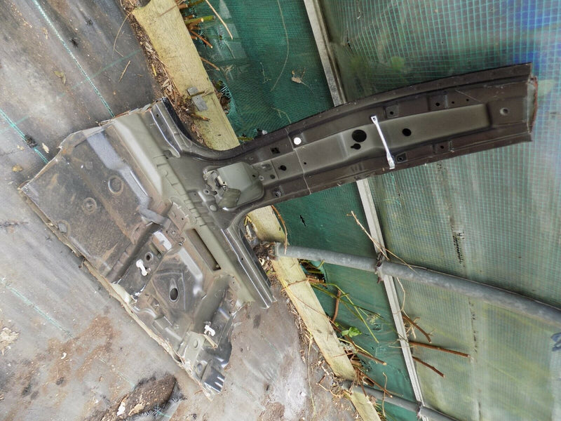 BMW F11 5 SERIES 2010-17 LEFT SIDE OUTER BODY PANEL- B PILLAR FRAME