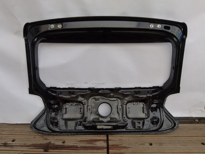 VW POLO MK6 AW 2018-ON GENUINE TAILGATE BOOTLID PANEL IN BLACK