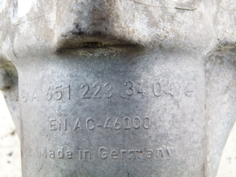 MERCEDES C W204 2007-2011 ENGINE MOUNTING BRACKET GENUINE A6512233404