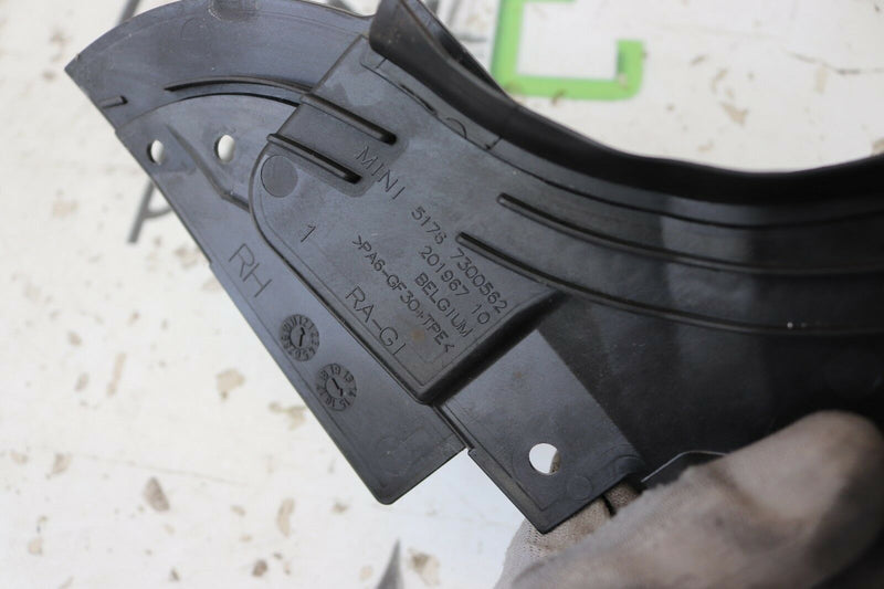 MINI ONE/ S/ COOPER F55/56/57 2014-ON BONNET SEAL MOUNT RIGHT 7300562