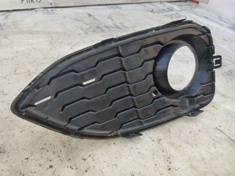 BMW 1 F20 M-SPORT 2011-15 LEFT SIDE FOG LIGHT GRILLE GENUINE 8060281