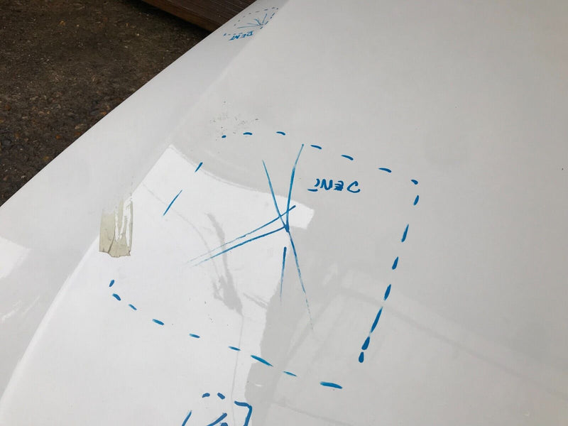 MERCEDES C-CLASS W205 2015-2021 GENUINE BONNET HOOD PANEL in WHITE